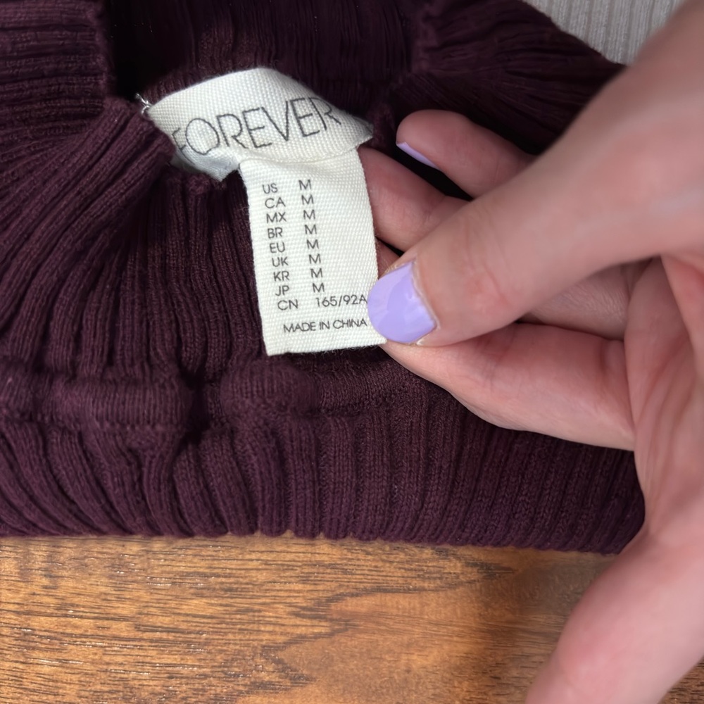 Colorblock Ribbed Knit Mock-neck Tee - Picture 3 of 3